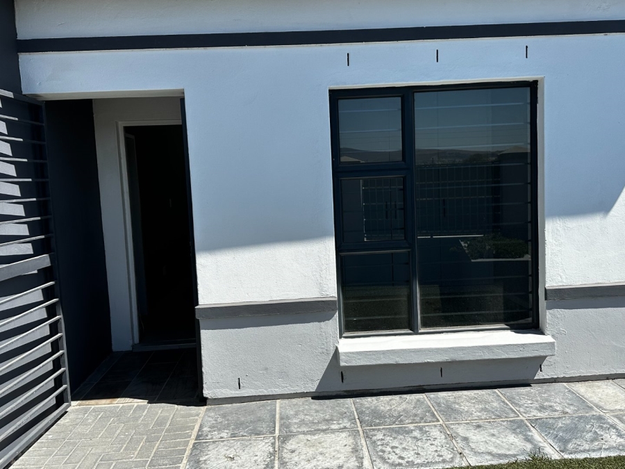 3 Bedroom Property for Sale in Table View Western Cape